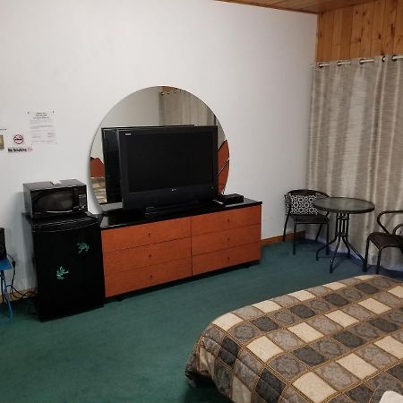 All Star Resort Madawaska Eksteriør bilde