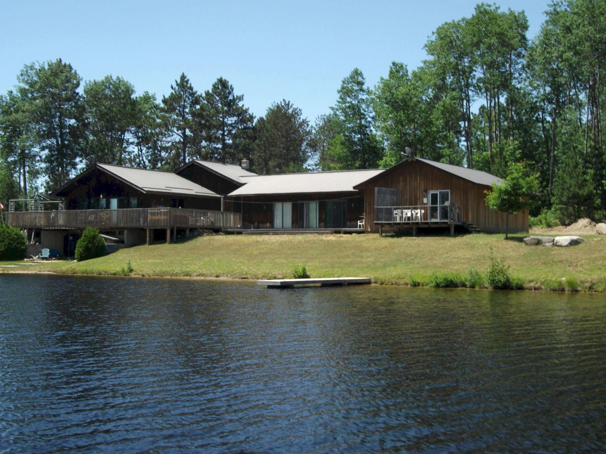 All Star Resort Madawaska Eksteriør bilde